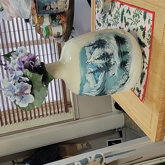Vase,Large Glass,Landscape painted,Wyoming/ Montana,EUC - Picture 10 of 10